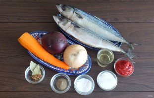 Скумбрия со свеклой на зиму