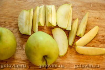 Компот из боярышника с яблоками