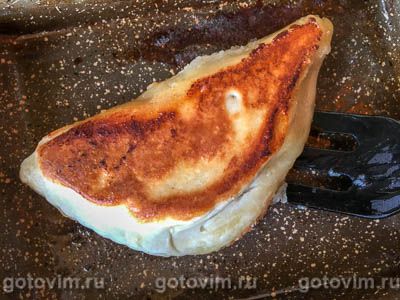 Чебуреки со свининой (тесто на газированной воде)