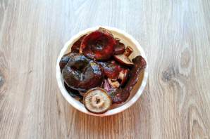 Засолка груздей сухим способом