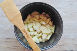 Пюре из груши в мультиварке на зиму