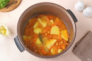 Картофель с нутом в мультиварке