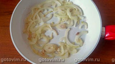 Тыква, запеченная в духовке кусочками с помидорами, беконом и вином 