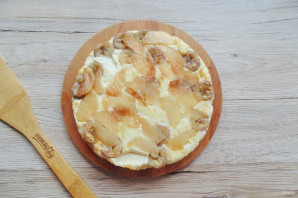 Творожная запеканка с бананом и яблоком