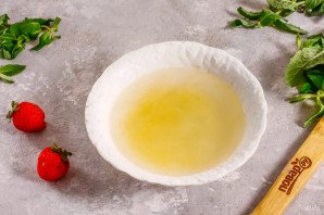 Клубничный чизкейк с творогом без выпечки