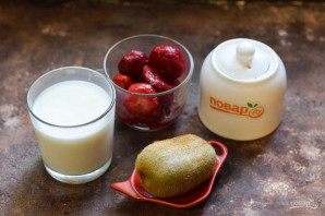 Смузи из киви и клубники