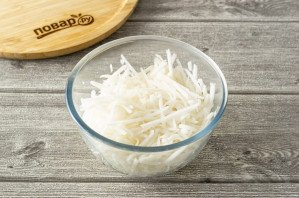 Салат с черной редькой