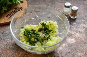 Оладьи из кабачков с яйцом пашот