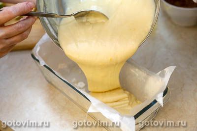 Кекс  на кефире с яблочными дольками и карамельной корочкой