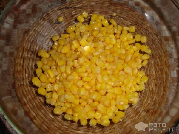 Рецепт: Крабовый салат классический с рисом - та самая классика. с чего всё начиналось.