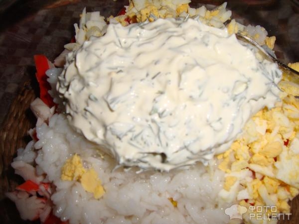 Рецепт: Крабовый салат классический с рисом - та самая классика. с чего всё начиналось.