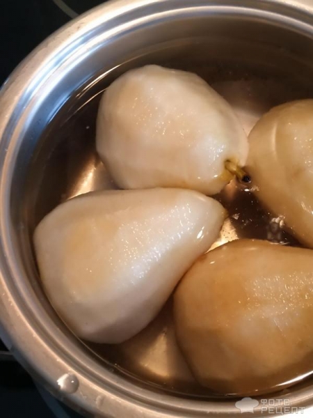 Рецепт: Шоколадный кекс с грушами - как сделать из обычного кекса праздничный