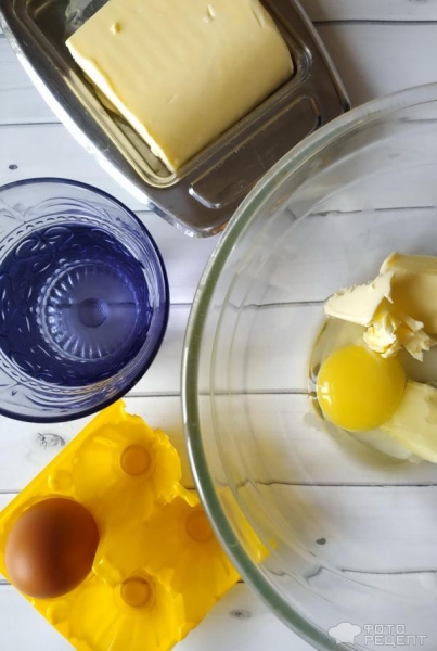 Рецепт: Шоколадный кекс с грушами - как сделать из обычного кекса праздничный