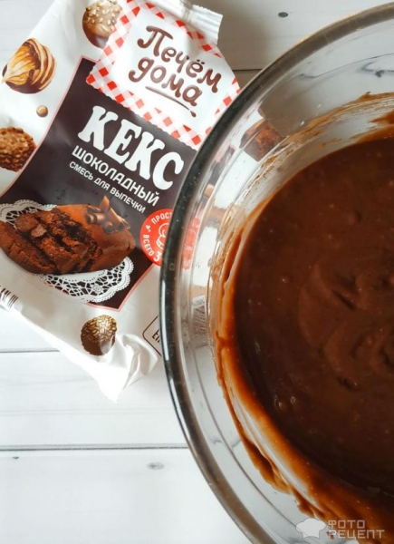 Рецепт: Шоколадный кекс с грушами - как сделать из обычного кекса праздничный