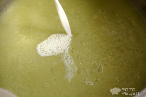 Рецепт: Суп-пюре из лука порея и картофеля - Вкусный французский супчик Рецепт: Суп-пюре из лука порея и картофеля - Вкусный французский супчик