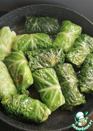 Щука (судак) в листьях савойской капусты