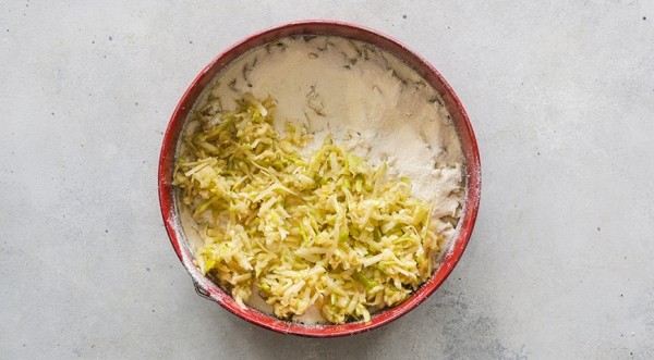 Насыпной пирог Три стакана с молоком, пошаговый рецепт с фото