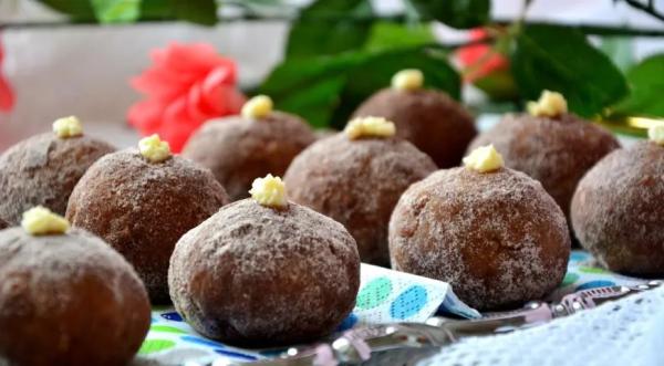 Пирожные из кулича, пошаговый рецепт с фото от автора gastronom Пирожные из кулича, пошаговый рецепт с фото от автора gastronom