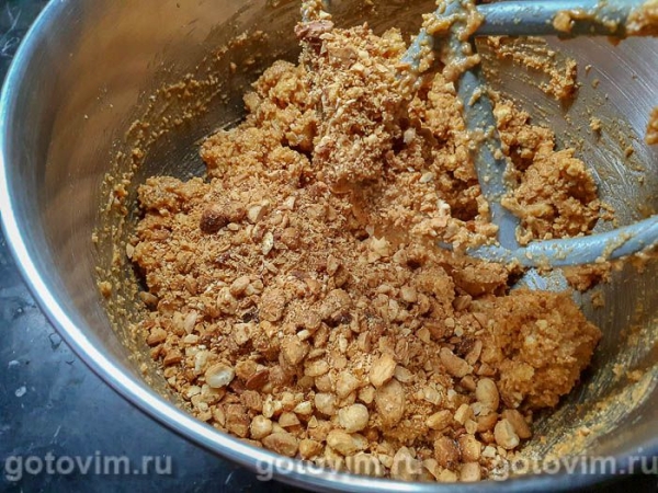 Десерт &laquo;Муравейник&raquo; с жареным миндалем