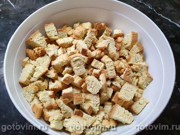 Десерт &laquo;Муравейник&raquo; с жареным миндалем