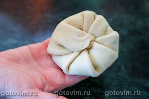 Лепешки на кефире с зеленым луком и яйцом Лепешки на кефире с зеленым луком и яйцом