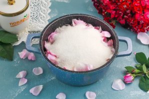 Варенье из розы