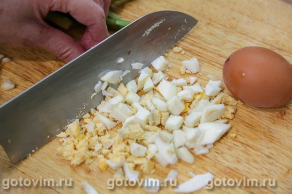 Тёплый салат из спаржи, яиц и паштета Тёплый салат из спаржи, яиц и паштета
