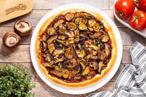 Постная пицца с грибами Постная пицца с грибами