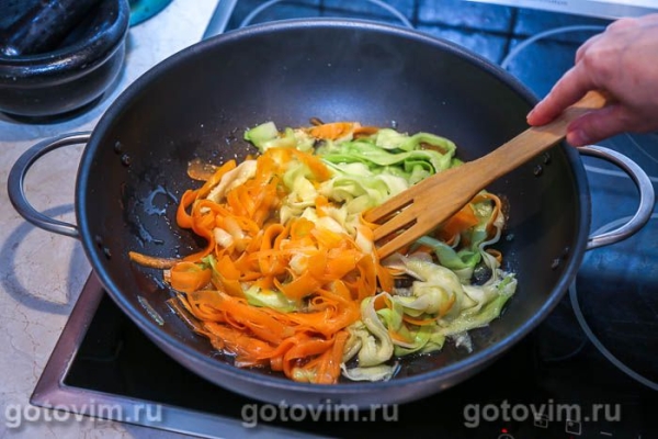 Макароны с овощами (с овощной лапшой) Макароны с овощами (с овощной лапшой)