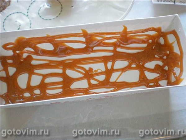 Турецкий десерт из манки на молоке с карамелью Турецкий десерт из манки на молоке с карамелью