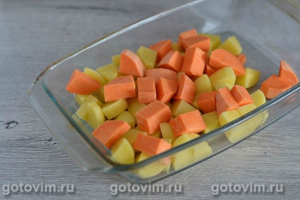 Куриные голени с картошкой, кабачками, бататом и сладким перцем в духовке
