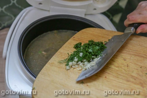 Говяжий суп со спаржей и зелёным горошком в мультиварке Говяжий суп со спаржей и зелёным горошком в мультиварке