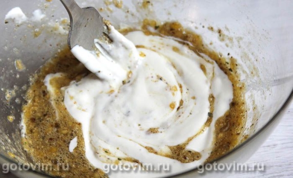 Овощная запеканка из брокколи, зеленой фасоли и языка