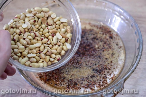 Солёный арахис с сушёными помидорами и чесноком в микроволновке Солёный арахис с сушёными помидорами и чесноком в микроволновке