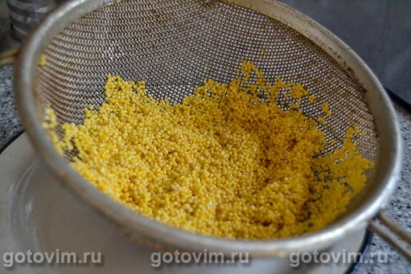 Пшённая каша с плавленым сыром и яйцом