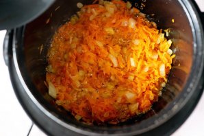 Кабачковая икра в мультиварке Кабачковая икра в мультиварке