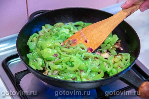 Черноморские мидии с рисом и овощами
