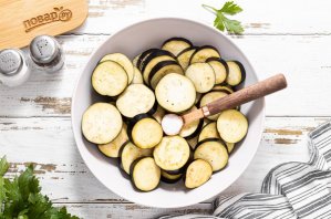 Баклажаны в аджике на зиму