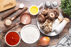 Постная пицца с грибами Постная пицца с грибами