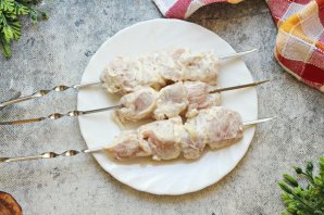 Вкусный шашлык из курицы Вкусный шашлык из курицы