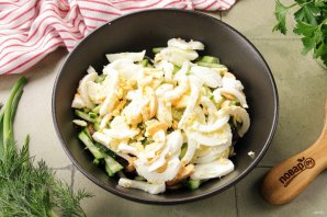 Салат с кальмаром, огурцом и грибами Салат с кальмаром, огурцом и грибами