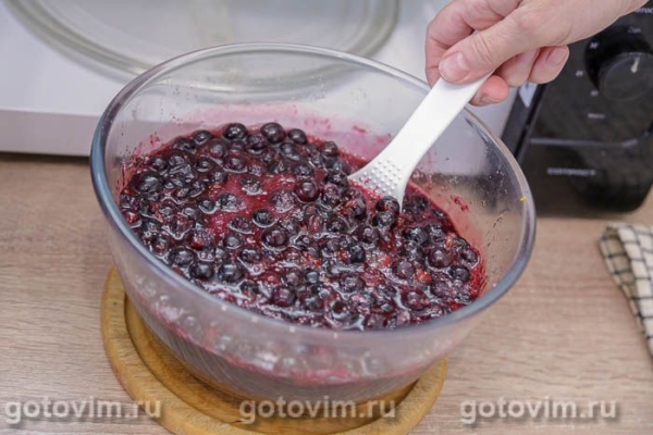Варенье из чёрной смородины с апельсином в микроволновке