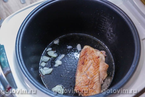 Утиная грудка с клюквенным соусом в мультиварке