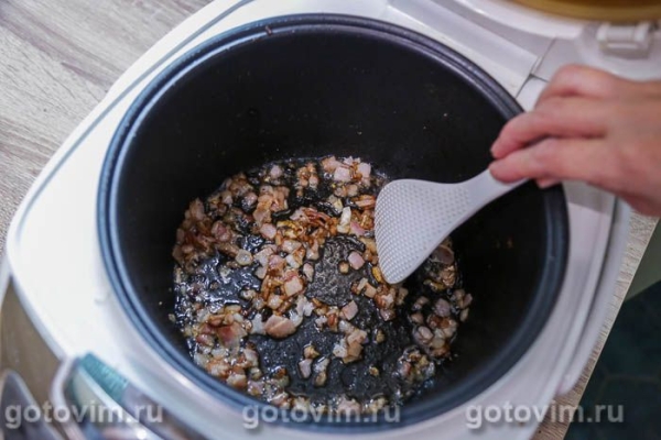 Паста карбонара с беконом и чесноком в мультиварке