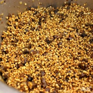 Гречневая каша с грибами и луком
