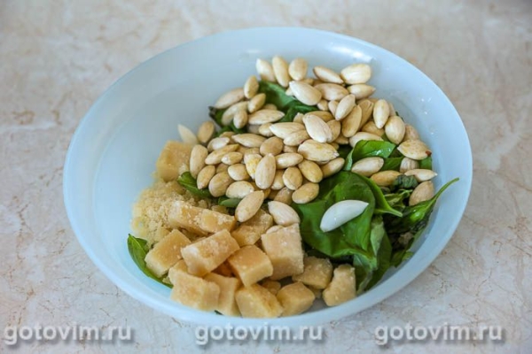 Макароны с миндальным песто Макароны с миндальным песто