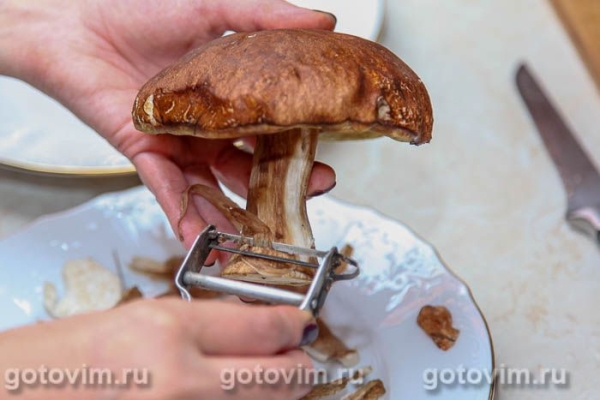 Соленые белые грибы