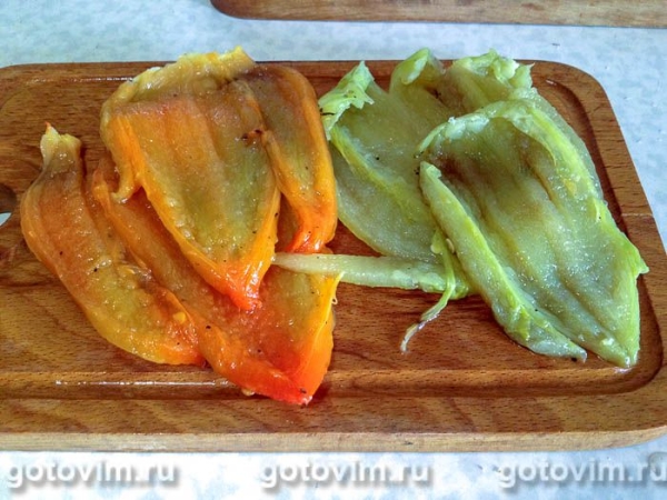 Спагетти с печёным перцем и сыром страчателла Спагетти с печёным перцем и сыром страчателла