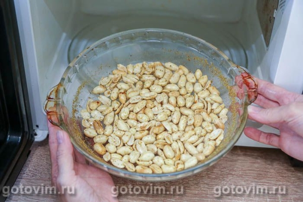 Жареный арахис со сванской солью в микроволнвке Жареный арахис со сванской солью в микроволнвке
