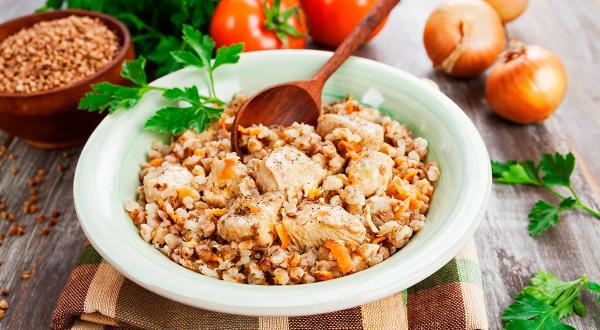 Гречка с мясом в аэрогриле, пошаговый рецепт с фото на 582 ккал Гречка с мясом в аэрогриле, пошаговый рецепт с фото на 582 ккал
